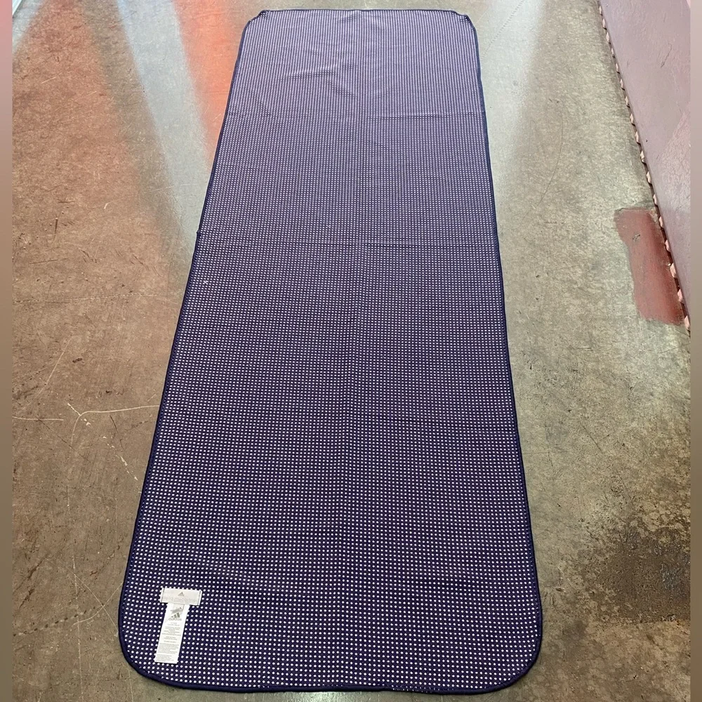 Adidas by Stella McCartney Yoga Mat - Picture 4 of 4